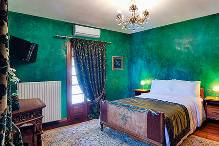 Villa Infinity Green Room